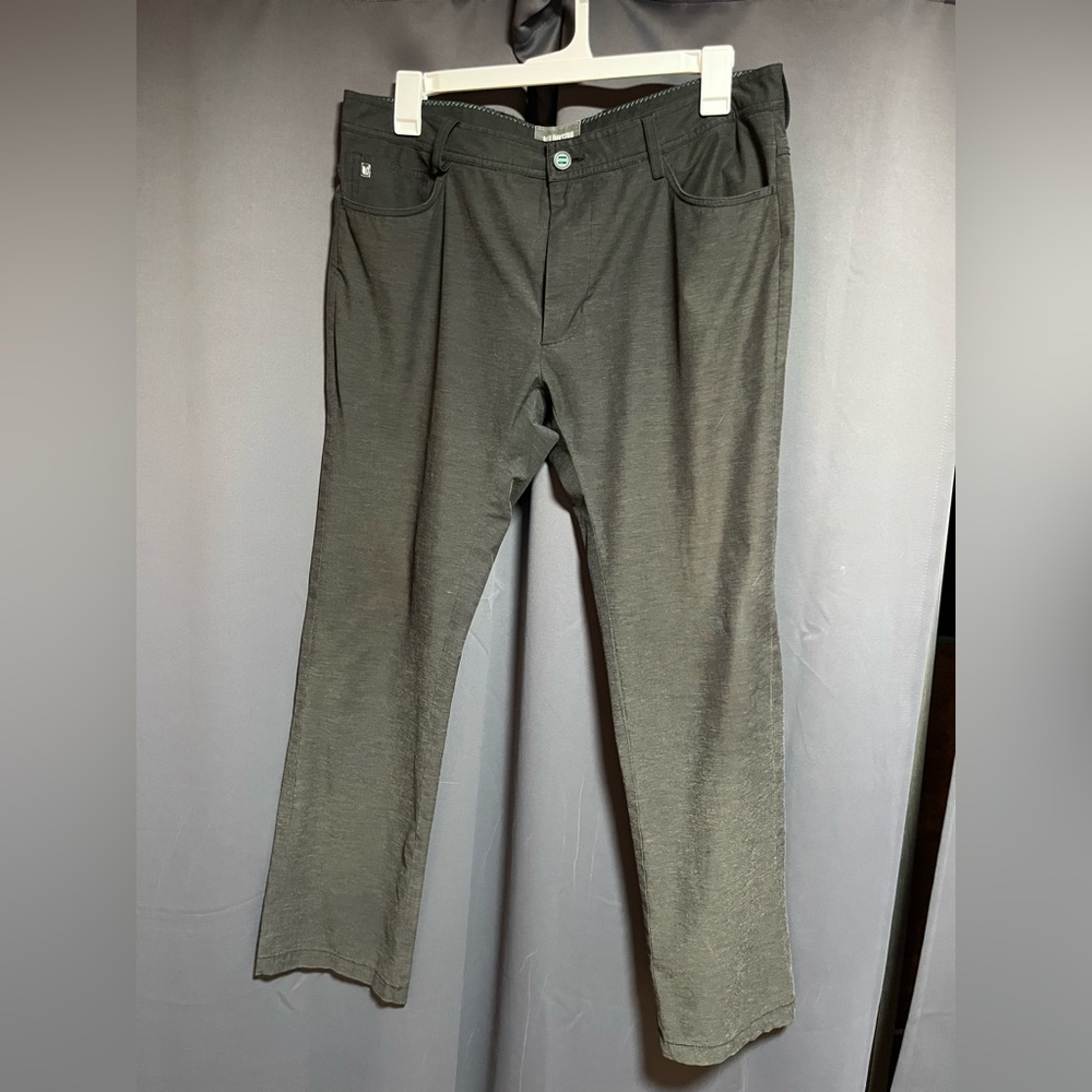 Men’s Linksoul golf pants. Size 36R.